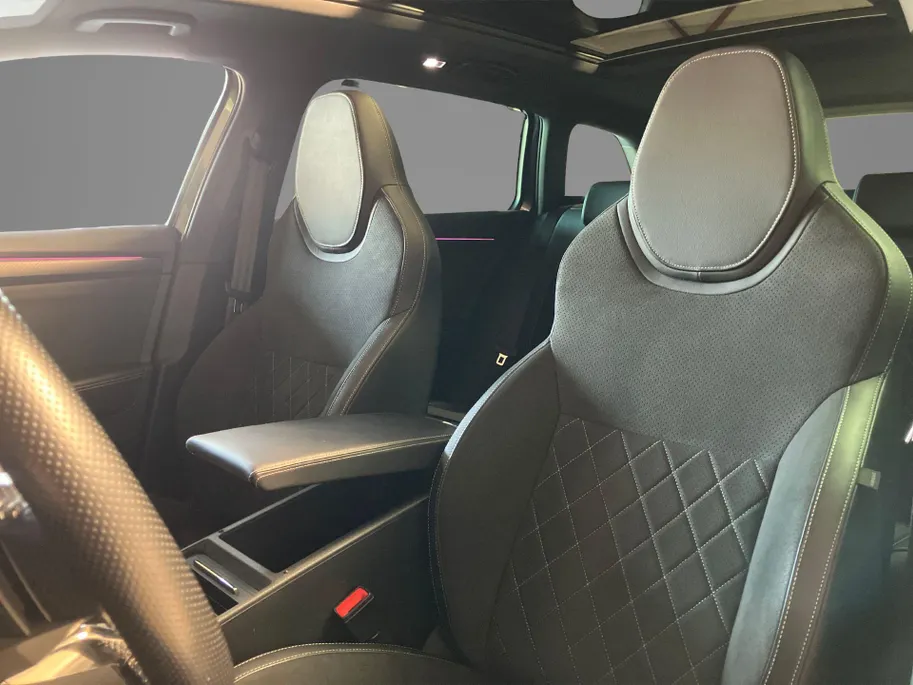Škoda Superb 1.4PHEV 218PK Sportline DSG · Panoramadak · Trekhaak · Camera + Parkeersensoren · Stoelverwarming  voor & achter ·