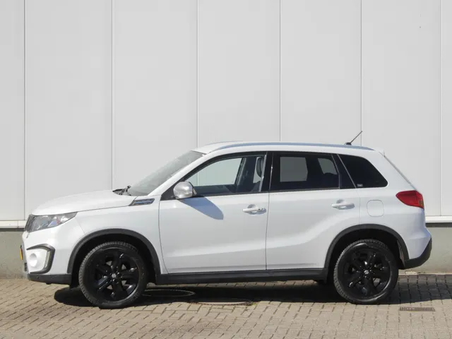 Suzuki Vitara 1.4 S Allgrip Automaat | Navi | Adap. Cruise | Clima | Camera