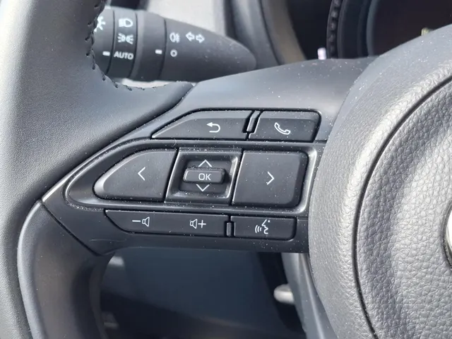 Toyota Aygo X 1.0 VVT-i MT Play CAMERA | CRUISE | NL-auto | rijklaarprijs !!