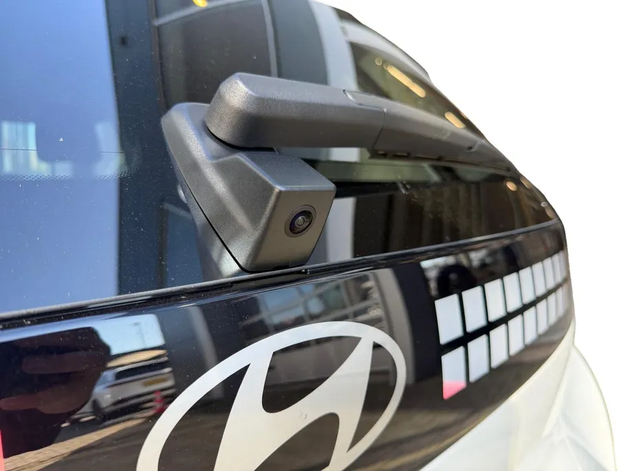 Hyundai Inster Evolve 49 kWh | Demo | Warmtepomp | 360 graden camera | Keyless entry | Dodehoek detectie |