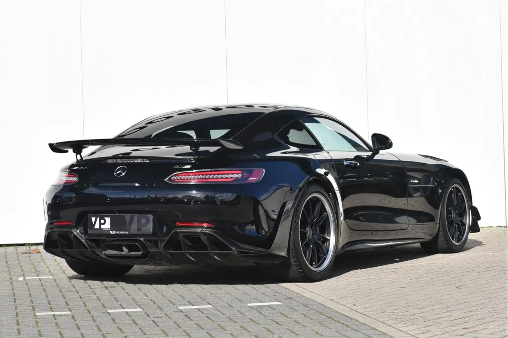 Mercedes-Benz AMG GT R Pro 1/ 750