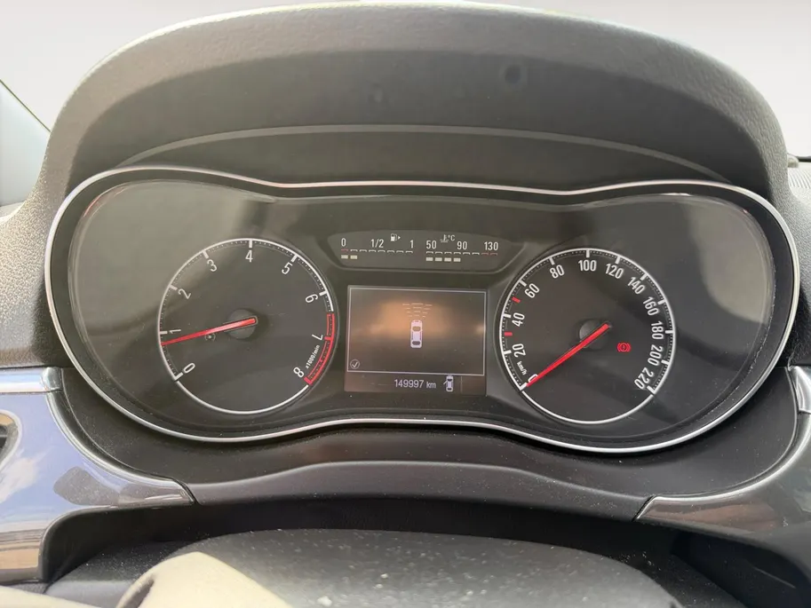 Opel Corsa 1.0 Turbo Cosmo | 100% onderhouden | NL auto | Panorama dak | Stoelverwarming | Stuurverwarming | Cruise control | Parkeersensoren voor en achter | Achteruitrijcamera | Navigatie | Bovag garantie |