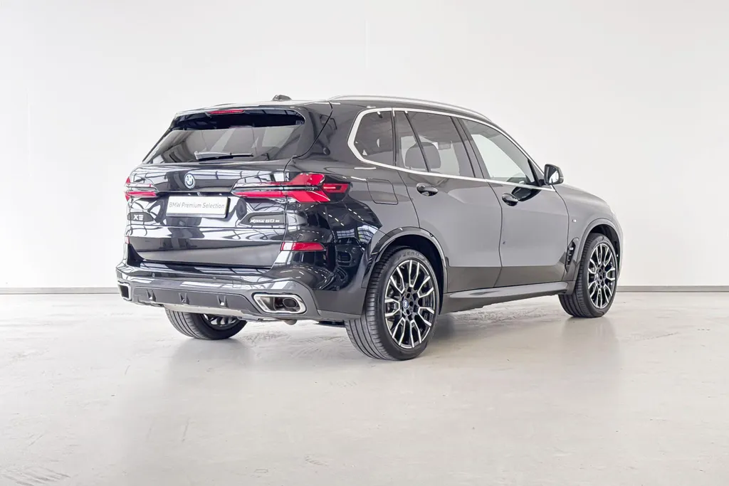 BMW X5 xDrive50e Launch Edition Innovation Pack