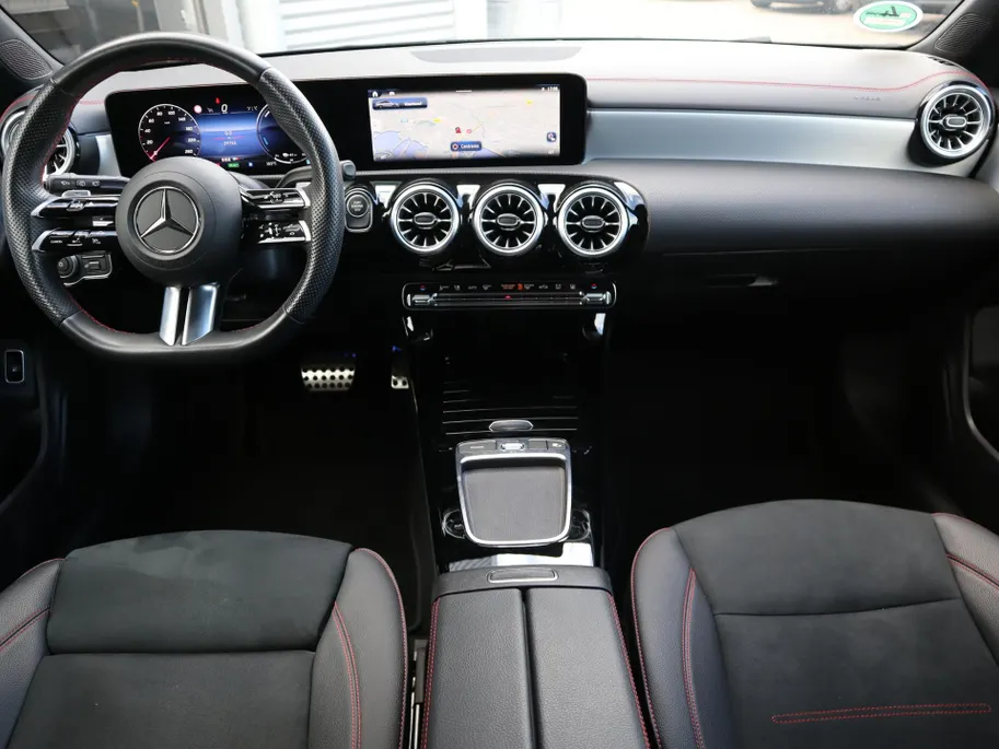Mercedes-Benz CLA Shooting Brake 250 e AMG Line