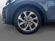 Kia Stonic 1.0 T-GDi MHEV GT-PlusLine | Stoel en stuurverwarming | Schuifdak | Dodehoek detectie | Climate control | Cruise control | Camera | Navigatie | Parkeersensoren voor en achter |
