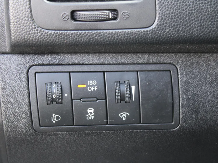 Kia Venga 1.4 CVVT 20th Anniversary | Trekhaak | Airco | Navi | Camera | Cruise | 15" LM | All seasons |