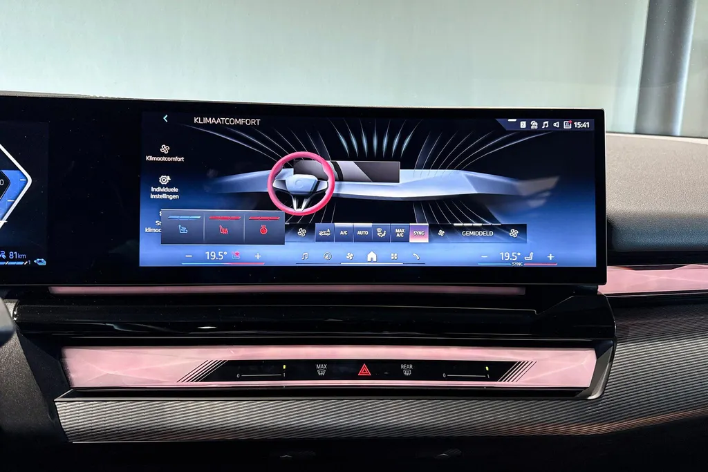 BMW 5 Serie Touring 550e xDrive