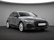 Audi A3 Sportback 45 TFSIe 272pk S-tronic S edition Competition · Camera · Sonos Audio · Elektrische stoelverstelling · Keyless  · Stoelverwarming · Afneembare Trekhaak · Fabrieksgarantie tot 03-04-2030 of 100.000km