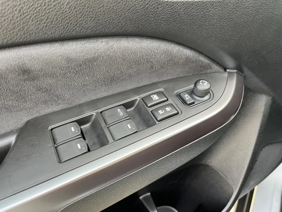 Suzuki Vitara 1.4 Boosterjet Smart Hybrid Comfort |Stoelverwarming| Schuif/Kantel Dak|Apple Carplay/Android Auto| Licht & Regensensor|