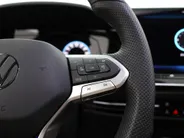 Volkswagen Golf 1.5 eHybrid 272pk DSG GTE · Panoramadak · Leder · Wegklapbare Trekhaak · Stoelventilatie · Camera · Dodehoek Detectie · 18'' Inch · Garantie t/m 30-0-2030 of 100.000km