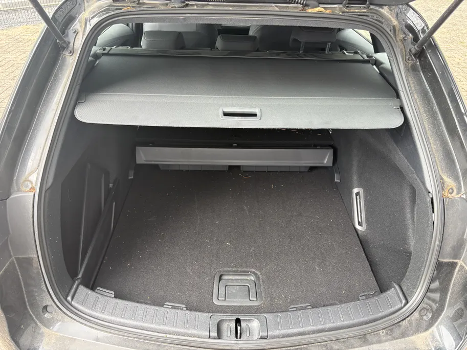 Toyota Corolla Touring Sports 1.8 Hybrid Business | Camera | Adaptieve Cruise | Airco | Apple Carplay/Android Auto