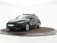 Audi A3 Sportback 45 TFSIe 272pk S-Tronic S edition Competition · Panoramdak · Camera · SONOS Sound · Head-Up Display · Matrix LED · Garantie t/m 28-09-2030 of 100.000km
