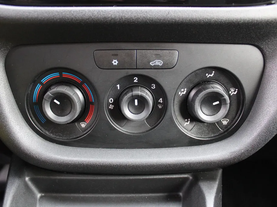 Fiat Doblò Cargo 1.6 MJ L1H1 S Trekking | Navi | Cruise | Airco | Parkeersensoren achter | Apple Carplay/Android Auto |