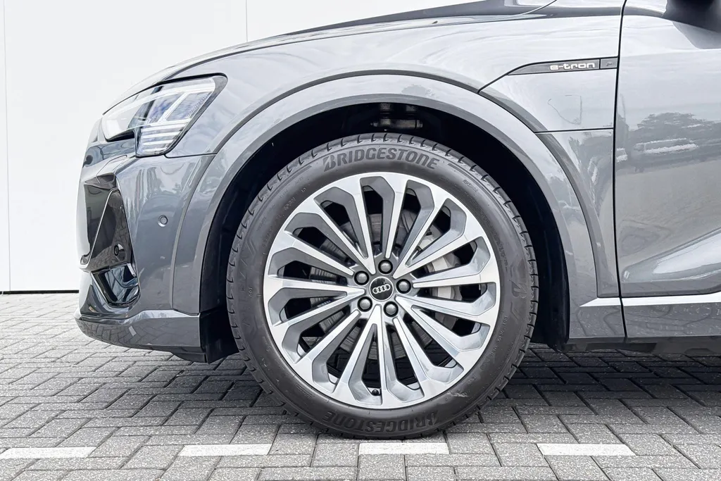 Audi e-tron 55 quattro S edition 95 kWh