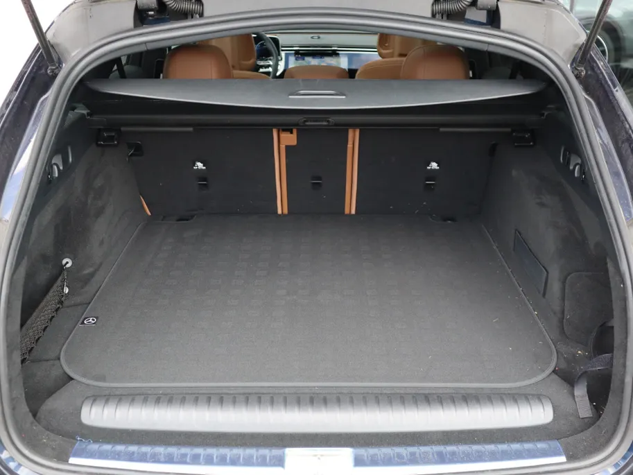 Mercedes-Benz E-Klasse Estate 300 e AMG Line l Leder l Trekhaak l Keyless l Panoramadak