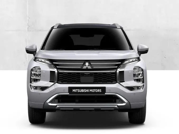 Mitsubishi Outlander 2.4 PHEV Instyle+ €5.000 euro korting eigen voorraad| 8 jaar garantie| Snel leverbaar | Totaalprijs op is op.m25