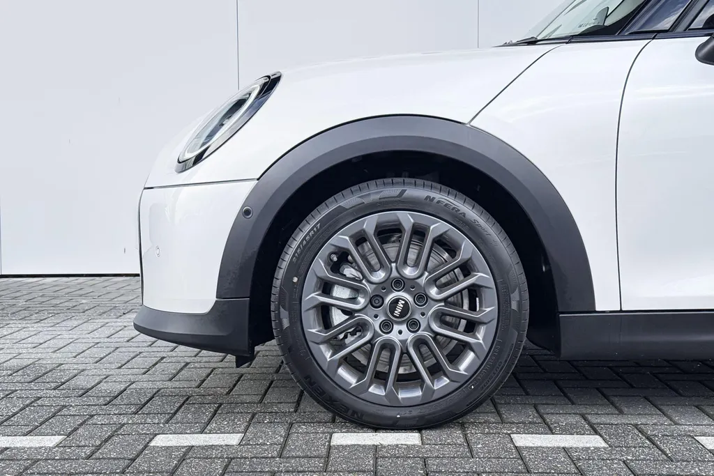 MINI Cooper 5-deurs Cooper C