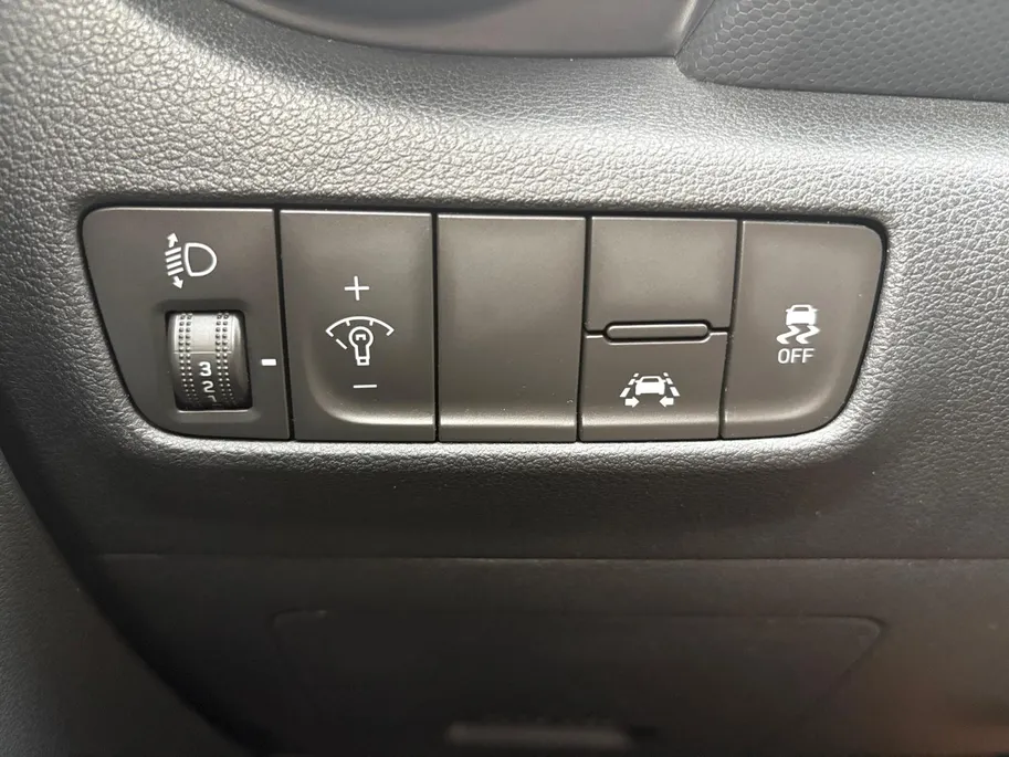 Hyundai Kona 1.0T Premium |voorstoelen/Stuurwiel verwarmd|Allweatherbanden| Apple Carplay/Android Auto| 12maanden Bovag garantie|