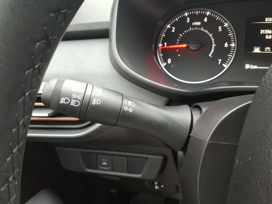 Dacia Sandero Stepway 1.0 TCe 100 ECO-G Extreme Apple Carplay/Android Auto , camera , navi , parkeersensor , climate , cruise , zwarte velgen .