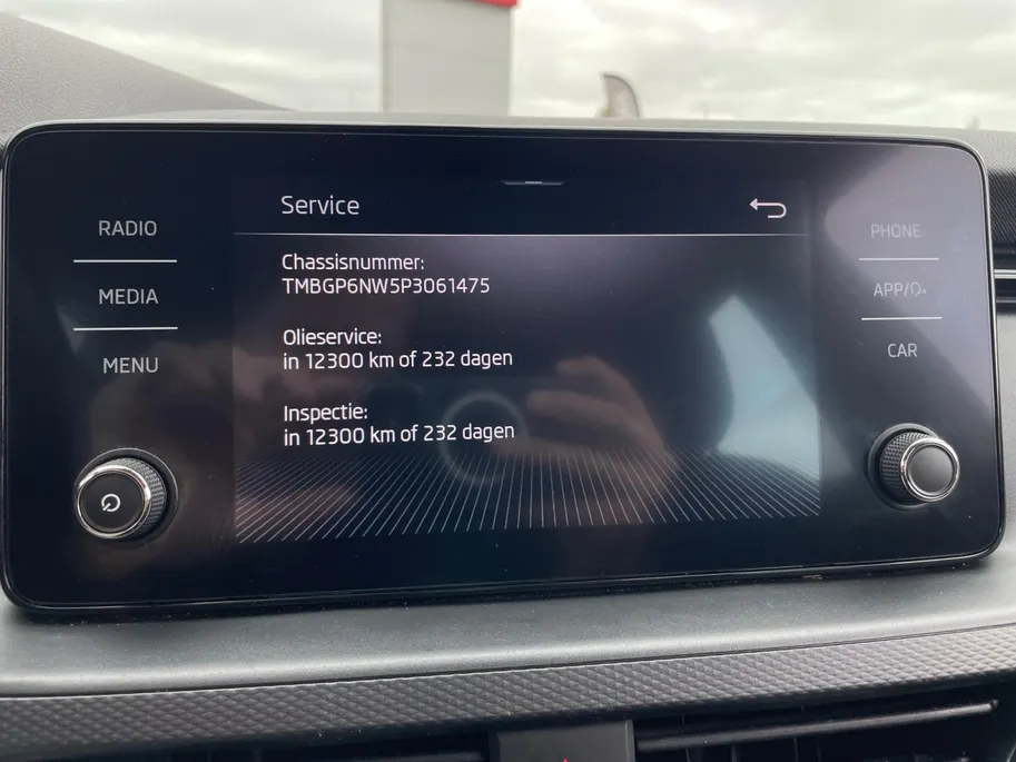 Škoda Kamiq 1.0 TSI Active *Navi via Carplay*Parkeersensoren*Cruise Control*Airco*LM.Velgen*Leuke auto!
