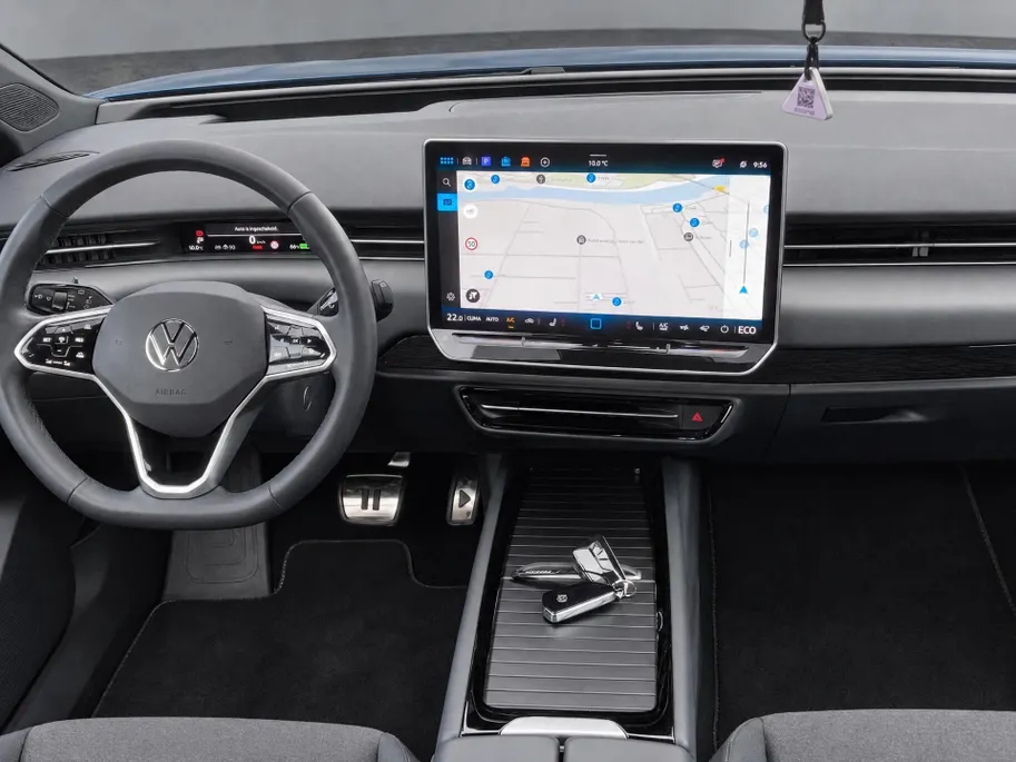 Volkswagen ID.7 Tourer Pro 77 kWh 210kW/286PK · Trekhaak · Navigatie · 360°Camera + parkeersensoren · Garantie t/m 17-10-2027