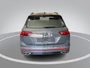 Volkswagen Tiguan 1.4 TSI 245pk DSG eHybrid R-Line Business · Apple/Android Car Play · Wegklapbare Trekhaak · Alarm · Dodehoek Detectie · Stoel-& Stuurverwarming · 19'' Inch ·