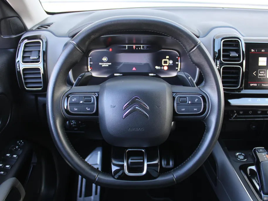 Citroën C5 Aircross 1.6 PureTech Shine | 180PK | Panoramadak | 360° Camera | Dodehoek detectie | Stoelverwarming | Elek. stoelverstelling + achterklep | 19' LM |