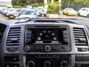 Volkswagen Transporter 2.0 TDI L2H1 Invalide uitvoering / aanpassing