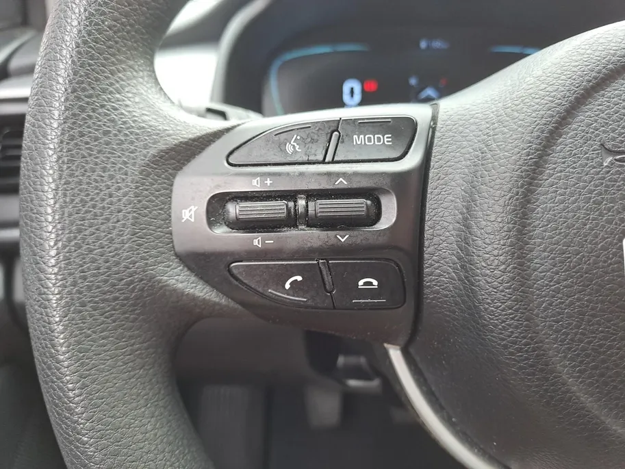 Kia Stonic 1.0i Turbo MHEV ComfortLine 100 PK | 1e Eigenaar | Airco | Bluetooth | Camera | Cruise control | Metallic lak | Fabrieksgarantie t/m 3-7-2031 | NAP