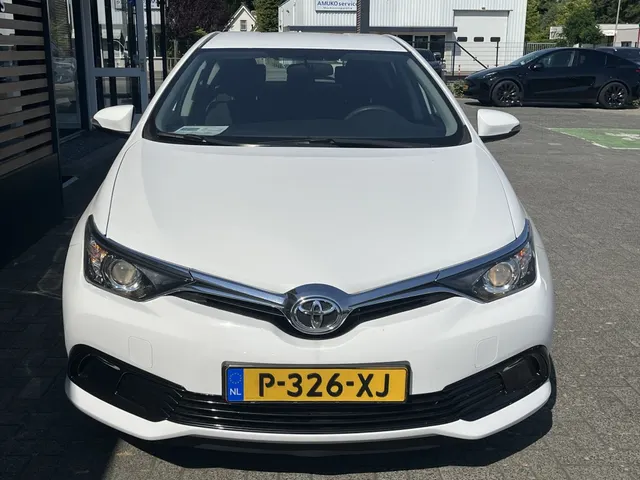 Toyota Auris 1.3 Aspiration | Climate Controll | All Seasons