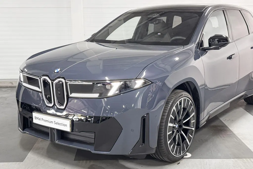 BMW iX3 50 xDrive