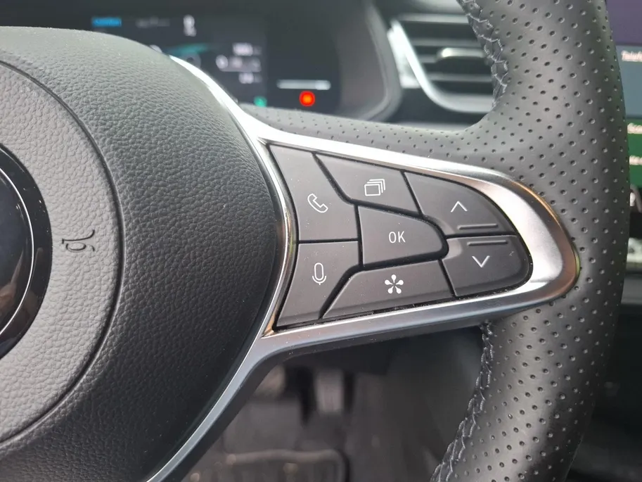 Mitsubishi ASX 1.8 HEV AT Intense+ | LAGE KILOMETERS | STOEL, STUUR EN VOORRUITVERWARMING | CARPLAY |