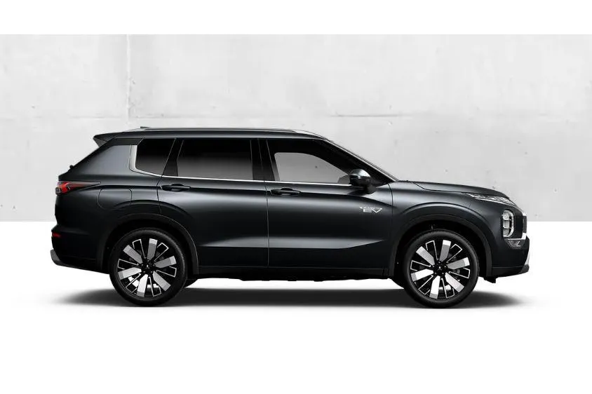 Mitsubishi Outlander 2.4 PHEV Limited Edition Zeer Complete uitvoering| 8 jaar garantie| Snel leverbaar | Totaalprijs op is op.