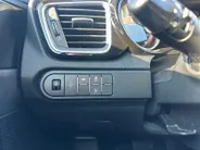 Kia XCeed 1.5 T-GDI MHEV DynamicPlusLine Automaat | 1e Eigenaar | Dealer Onderhouden | Camera | Stoel- & Stuurverwarming | Trekhaak | 2-Zone Climate Control | Navigatie | Fabrieksgarantie t/m 2-4-2028 +3x 1 jaar* | NAP