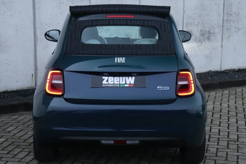 Fiat 500e C La Prima by Bocelli 42 kWh | JBL | Winter | Camera | 17′
