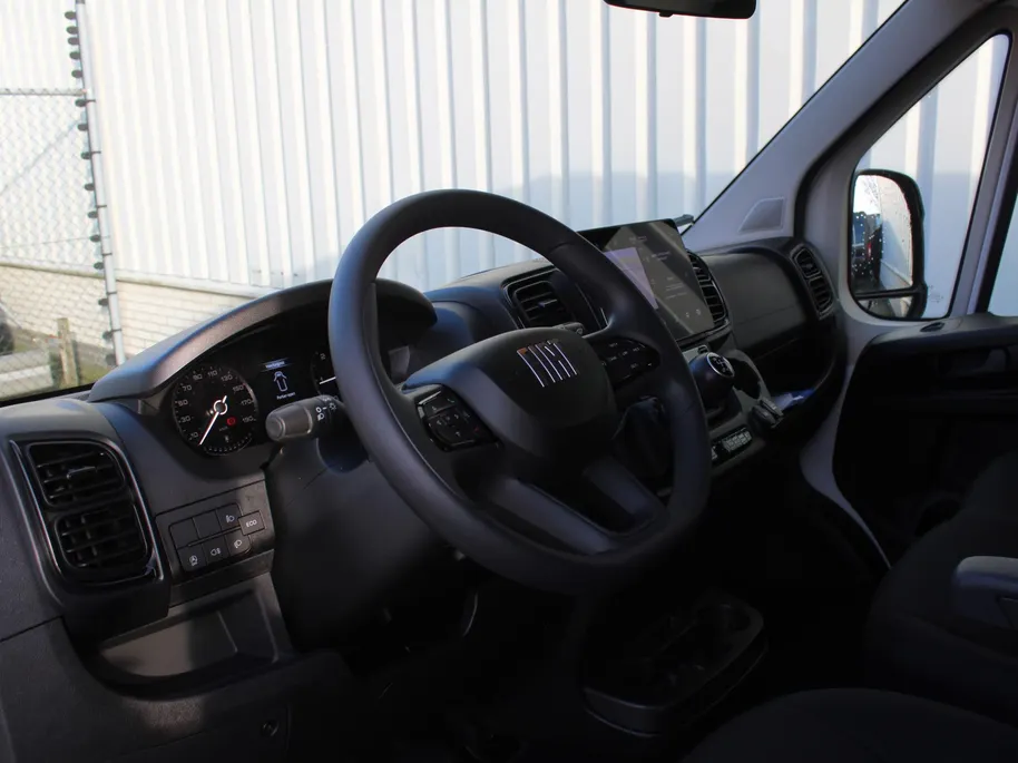 Fiat Ducato 2.2 MultiJet 140 S&S L2H2 3.3t | Camera | Navi | Trekhaak | Cruise | 3 zits | PDC |