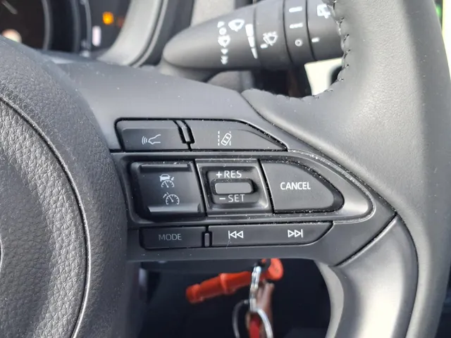 Toyota Aygo X 1.0 VVT-i MT Play CAMERA | CRUISE | NL-auto | rijklaarprijs !!