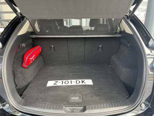 Mazda CX-5 2.0 e-SkyActiv-G M Hybrid 165 Newground AUTOMAAT | TREKHAAK | 360gr. CAMERA | NAVIGATIE | APPLE + ANDROID | HEAD-UP DISPLAY | 19'LM VELGEN | EL.A. KLEP |
