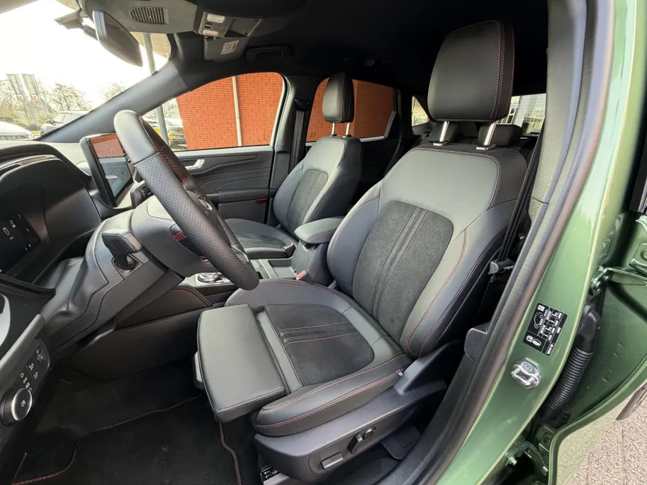 Ford Kuga 2.5 PHEV ST-Line X