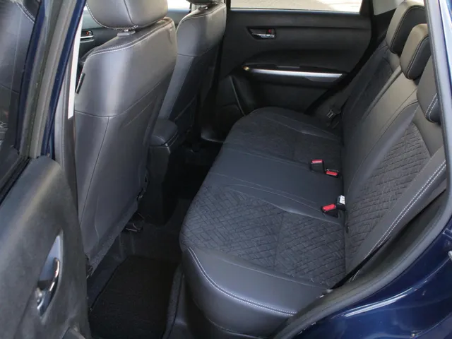 Suzuki Vitara 1.5 Hybrid Style Automaat | Navi | Adap. Cruise | Clima | Camera | Trekhaak