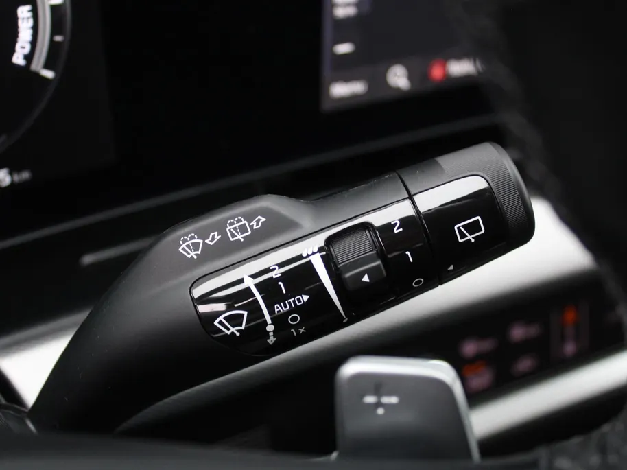 Kia Sportage 1.6 T-GDi Plug-in Hybrid AWD GT-PlusLine | Stoelverwarming + ventilatie | Schuifdak | Camera rondom | Elek. stoelverstelling + achterklep | 19' LM |