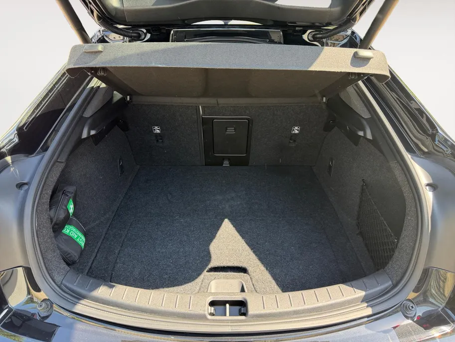 Polestar 2 Long Range Dual Motor Performance Plus 82 kWh 90 % SOH! Uniek 469PK | Gele gordels + klauwen | Full leather | Glassroof | Stoelverwarming + verkoeling |