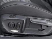 Volkswagen Passat Variant 1.5 eHybrid 204pk DSG R-Line Business · Camera · Stuur- Stoel & achterbankverwarming · Keyless · Dodehoeksensor · Massagefunctie Voorstoelen · Garantie t/m 16-09-2028 of 100.000km