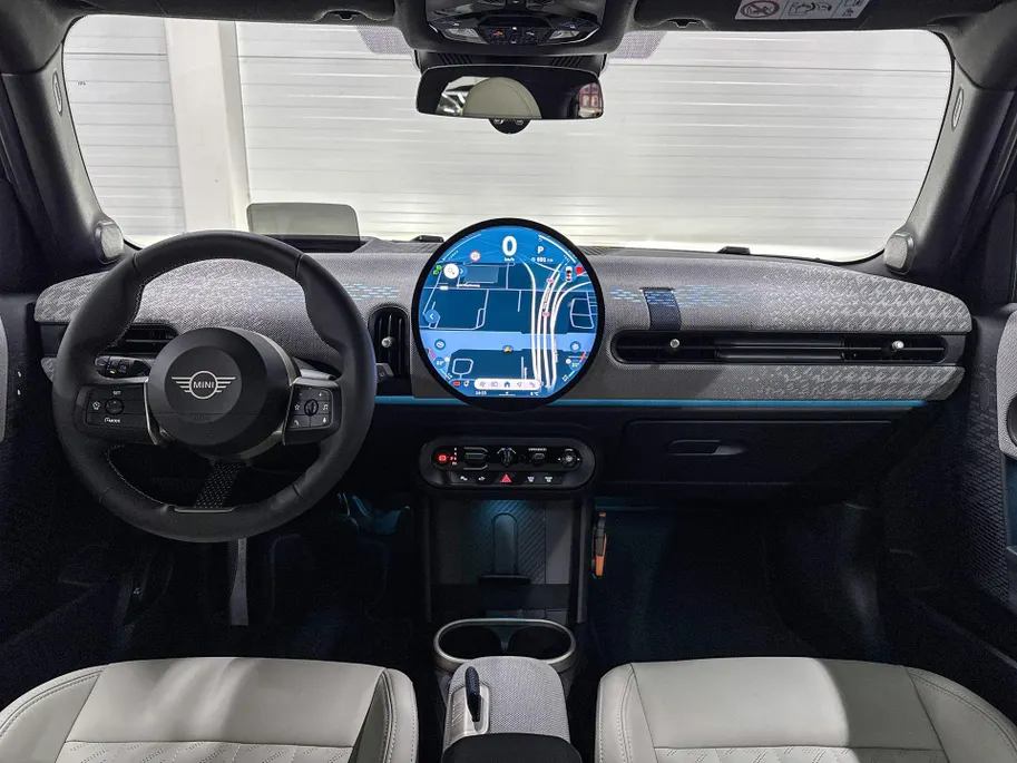 MINI Cooper 5-deurs Cooper S Favoured XL