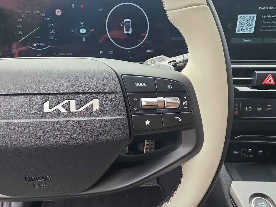 Kia Sportage 1.6 T-GDi Plug-in Hybrid GT-Line | Climate Control | Cruise Control | Camera | Navigatie | Elektrische Kofferklep | Open Dak | Stoelverwarming | Stuurverwarming |
