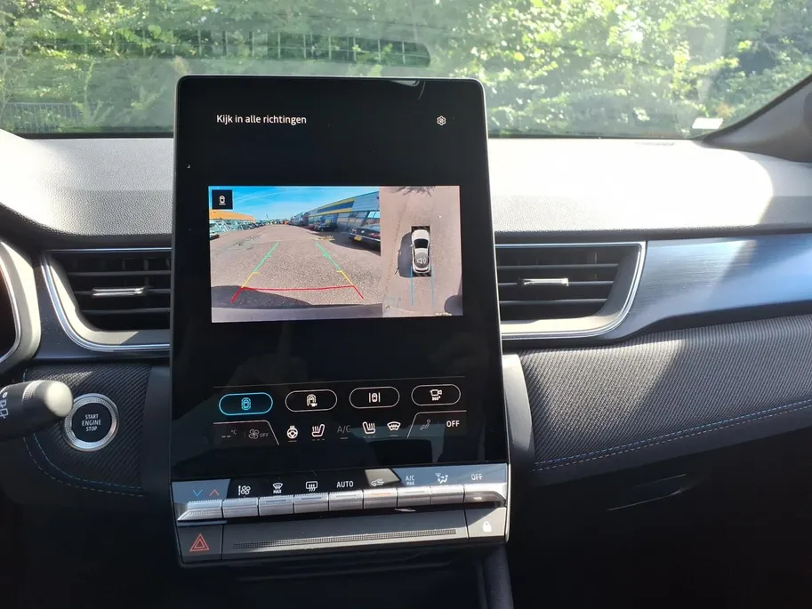 Renault Captur 1.8 E-Tech full hybrid 160 esprit Alpine voorraad auto  met 2000,- korting , alle opties, Pack Privilège , Pack Light & Sound ,Apple Carplay/Android Auto , lichtmetalen velgen 19' , elektrisch glazen panorama-dak , voorstoelen verwarmd , enz