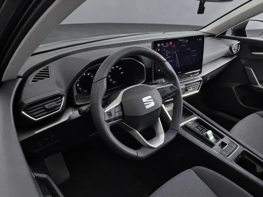 SEAT Leon Sportstourer Style Business Intense 1.5 eTSI 85 kW / 115 PK DSG | LED MATRIX | 3500,- EURO HERWAARDERING!!