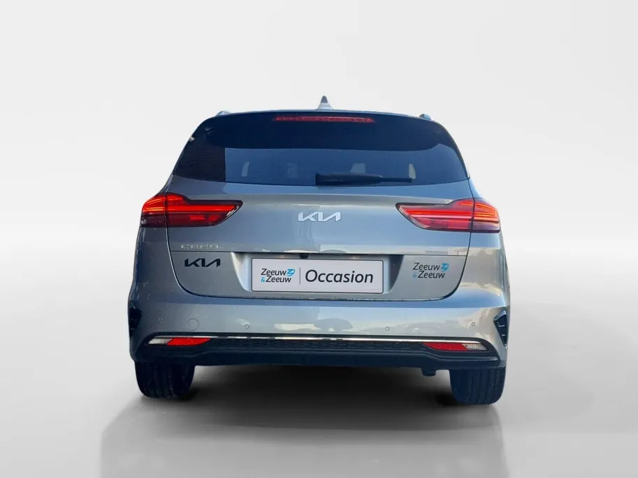 Kia Ceed Sportswagon 1.0T DynamicPlusLine DEMO | Direct beschikbaar | Stoel en stuurverwarming | Dodehoekdetectie | Getinte ramen achter | Elektrische achterklep | Keyless met startknop | Parkeersensoren voor en achter |