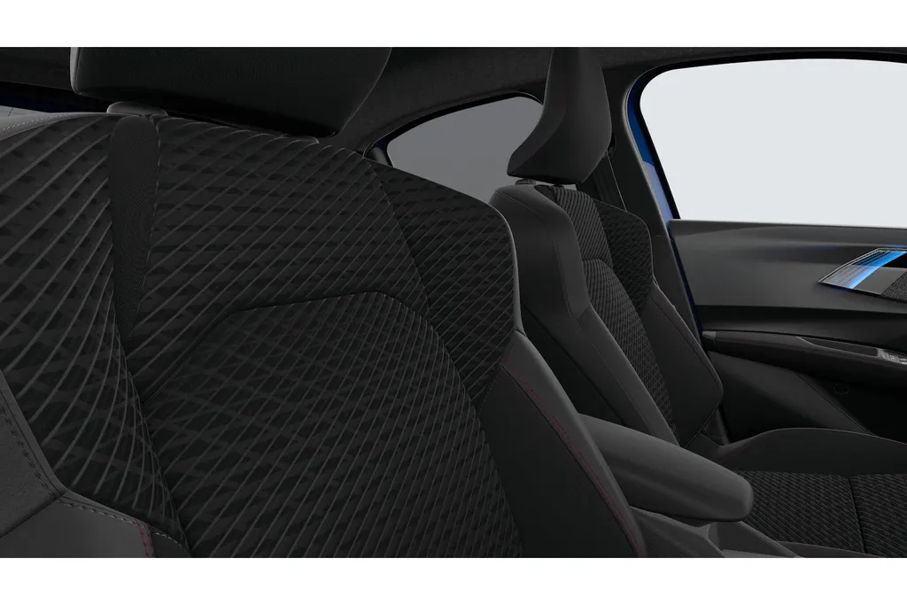 Renault Clio 1.2 TCe 115 techno | OP VOORRAAD!!! OP = OP NU MET €1.000,- INTRODUCTIEVOORDEEL!!!