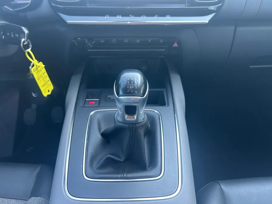 Citroën C5 Aircross 1.2 PureTech Feel |airco (automatisch)| Camera| Dodehoekdetectie met correctie| Apple Carplay/Android Auto| 12 maanden Bovag garantie|